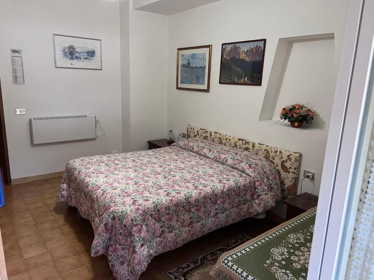 Il Rustico Uno A Bugnara Nella Valle Del Sagittario 술모나 외부 사진